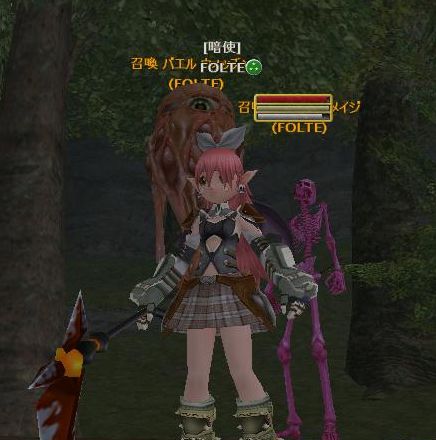 髪ボサボサ・・・ていうか背景怖いよ