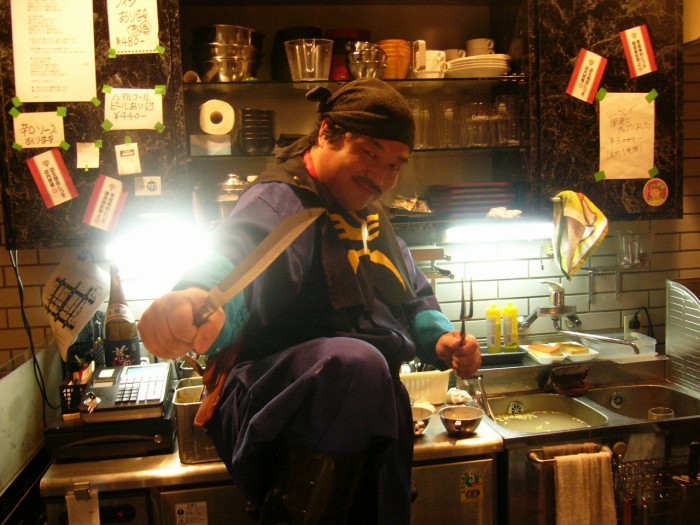 ランバ・ラル店長